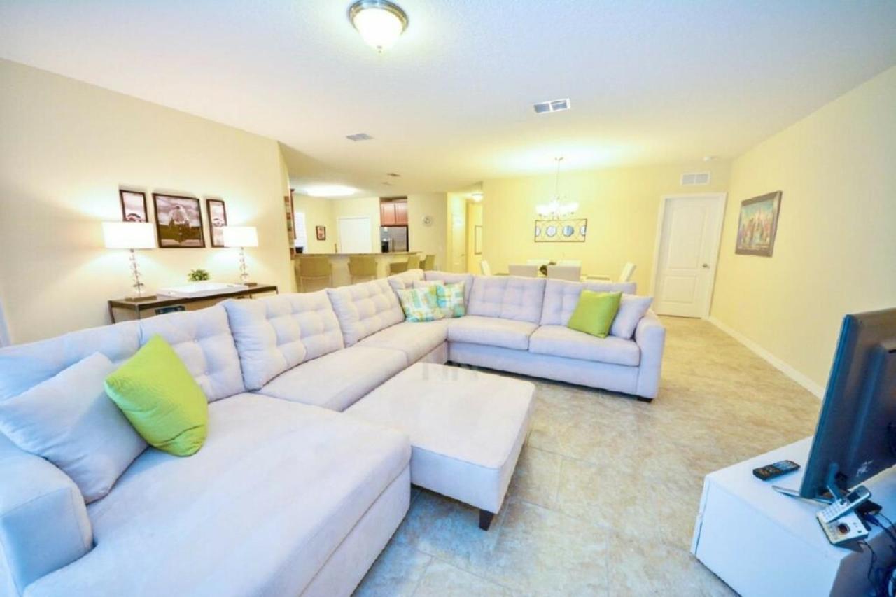 Make Memories With Your Family And Friends In This Beautiful Home 1014 Loughman Exteriör bild