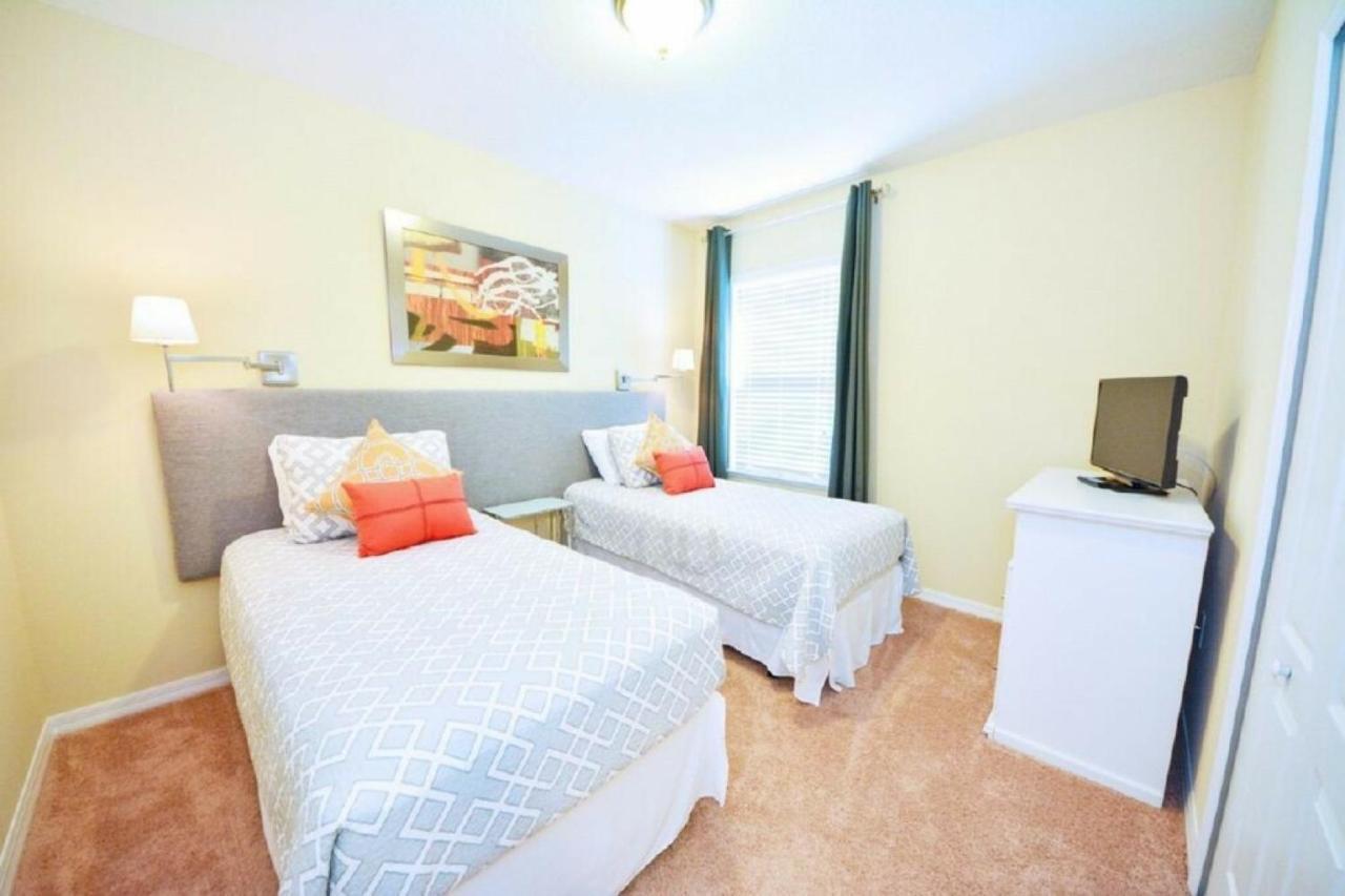 Make Memories With Your Family And Friends In This Beautiful Home 1014 Loughman Exteriör bild