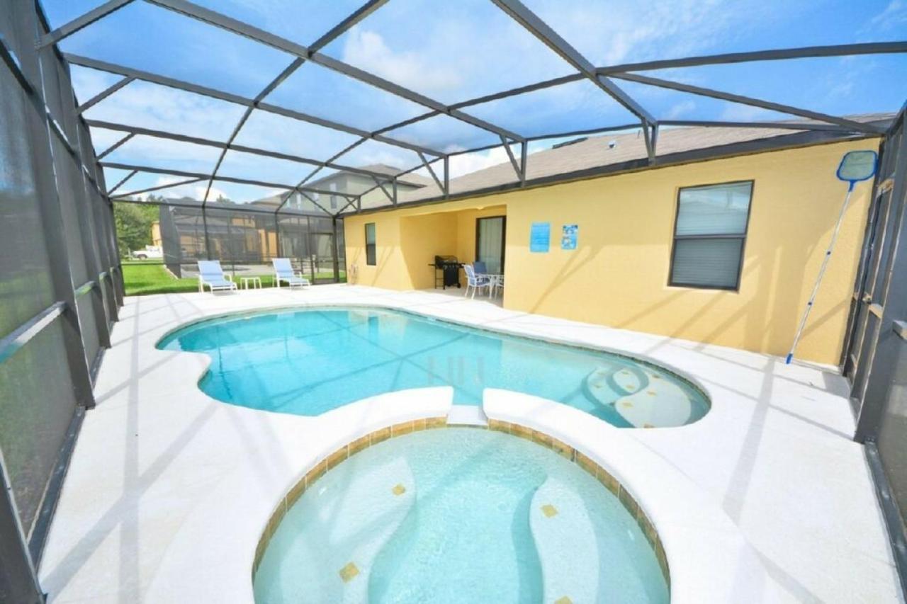 Make Memories With Your Family And Friends In This Beautiful Home 1014 Loughman Exteriör bild